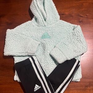 Girls Adidas Sherpa Set Size 2T
